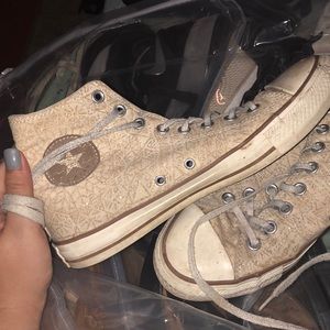 decorated converse